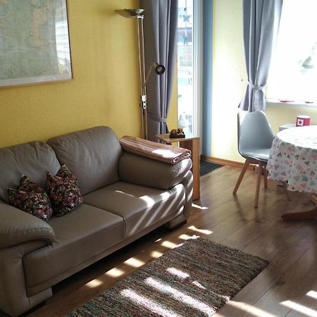 Haus Tertius - Strand- Und Hafennahe Ruhige Ferienwohnung Büsum Esterno foto