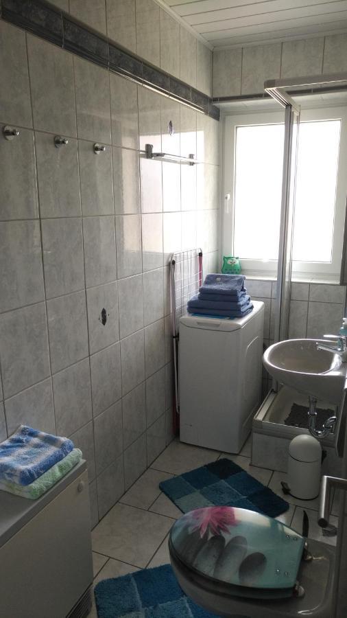 Haus Tertius - Strand- Und Hafennahe Ruhige Ferienwohnung Büsum Esterno foto