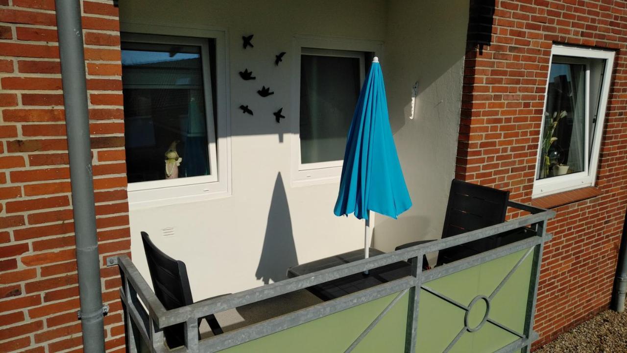 Haus Tertius - Strand- Und Hafennahe Ruhige Ferienwohnung Büsum Esterno foto