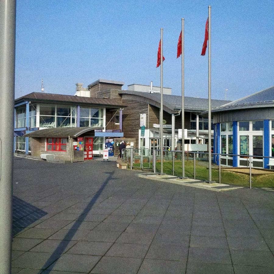 Haus Tertius - Strand- Und Hafennahe Ruhige Ferienwohnung Büsum Esterno foto