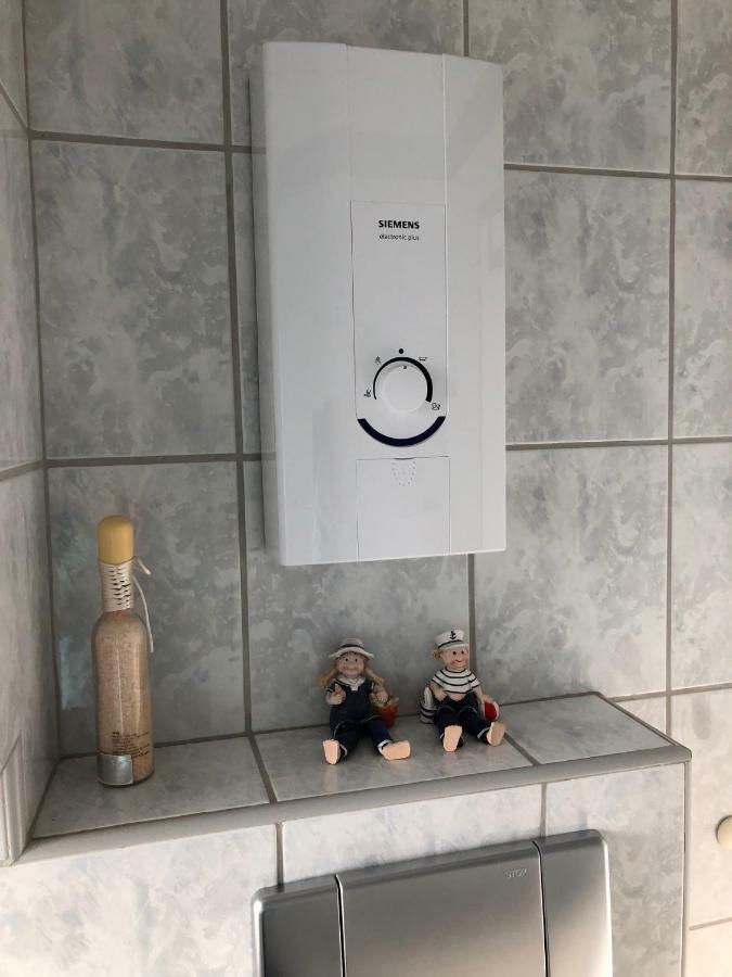 Haus Tertius - Strand- Und Hafennahe Ruhige Ferienwohnung Büsum Esterno foto