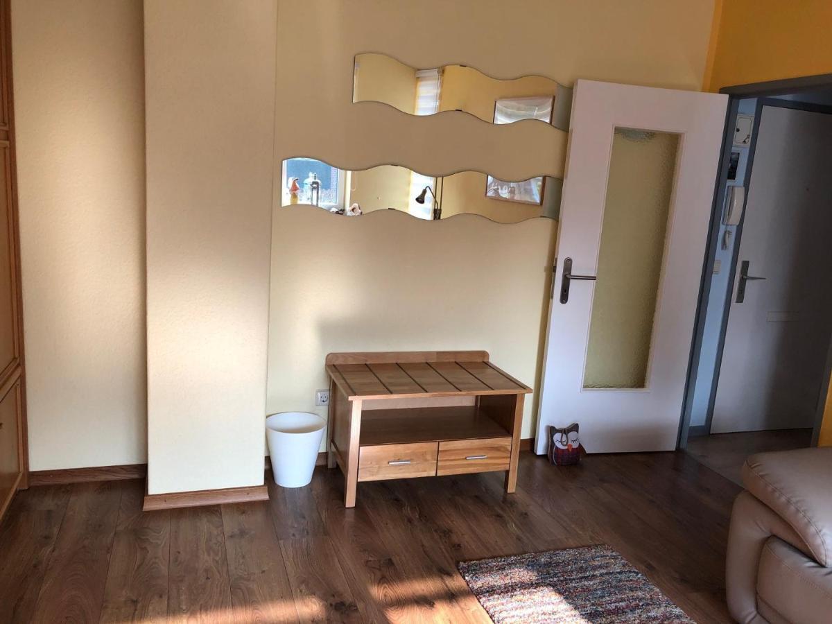 Haus Tertius - Strand- Und Hafennahe Ruhige Ferienwohnung Büsum Esterno foto